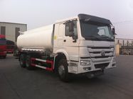 परिवहन के लिए SINOTRUK HOWO ए 7 ईंधन टैंकर ट्रक 18000L वॉल्यूम Φ430 क्लच