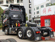 काले रंग ट्रैक्टर ट्रेलर ट्रक के साथ 295 / 80R22.5 टायर और 115 किमी / घंटा अधिकतम गति