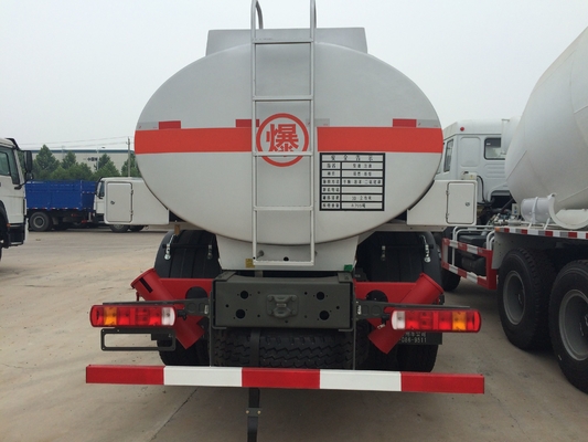 SINOTRUK HOWO 28000L आरएचडी टैंकर ट्रक 8x4 6x4 ड्राइव 12 टायर