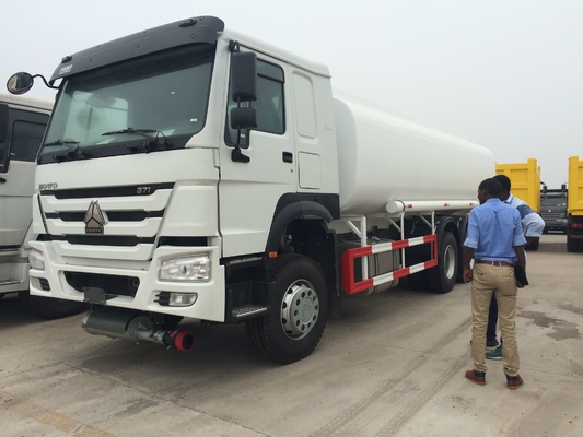 HOWO 6x4 नई 25000L क्षमता गैसोलीन Bowser ईंधन टैंक ट्रक तेल परिवहन टैंकर ट्रक
