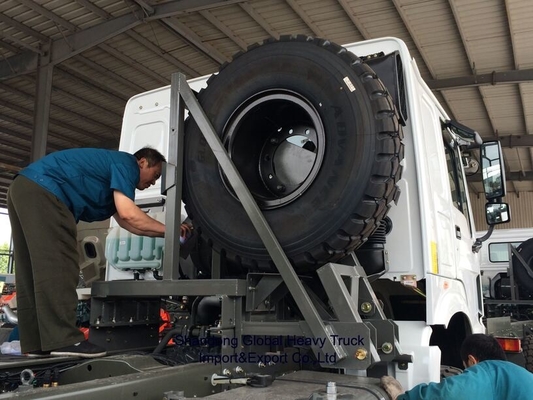 Sinotruk HOWO नया / प्रयुक्त 371HP यूरो 2 6X4 Rhd दाएं हाथ का ड्राइव ट्रक ट्रेलर हेड ट्रैक्टर ट्रक