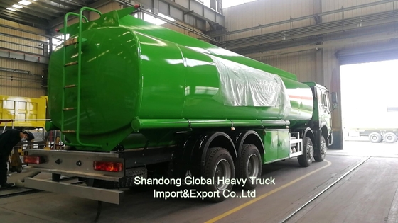 Sinotruk HOWO 8*4 ईंधन टैंक ट्रक 12 पहियों तेल टैंक 30000L डिस्पेंसर ट्रक