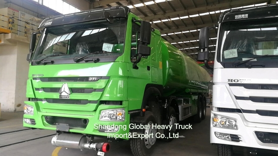 Sinotruk HOWO 8*4 ईंधन टैंक ट्रक 12 पहियों तेल टैंक 30000L डिस्पेंसर ट्रक