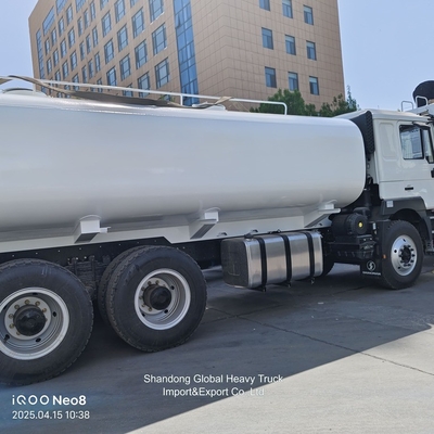 Sinotruk HOWO 6X4 20000 L 25000 L कार्गो तेल टैंकर ट्रक तेल ईंधन टैंक ट्रक