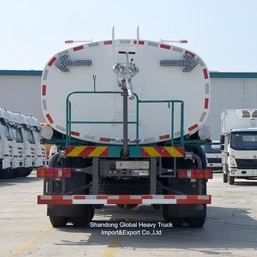 Sinotruk HOWO 6X4 पानी टैंकर ट्रक 18000L 20000L 20tons पानी छिड़काव छिड़काव टैंकर ट्रक