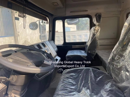 ब्रांड न्यू सिनोट्रक HOWO ट्रक 6X4 4X2 ट्रक ट्रेलर हेड 400 420HP 430 HP ट्रक