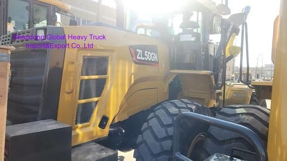 XC978 व्हील लोडर 7t रेटेड लोड 4.2m³ बाल्टी क्षमता