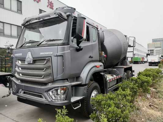 HOWO NX Lightweight Mixer Truck with 25T Payload and 300-400hp Maximum Horsepower for Construction Projects