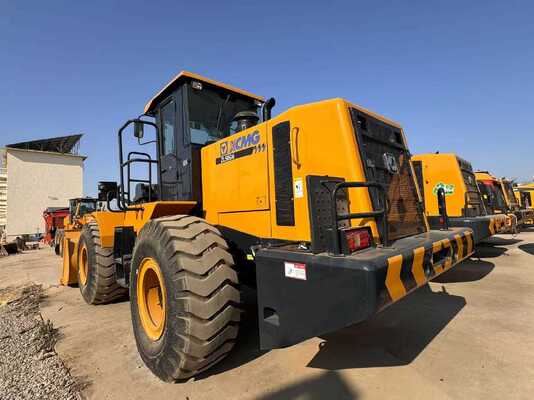 XCMG ZL50GN व्हील लोडर 5T रेटेड लोड के साथ, 162KW इंजन, और भारी शुल्क निर्माण के लिए हाइड्रोलिक पावर-शिफ्ट ट्रांसमिशन