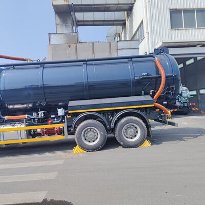 HOWO 15CBM वैक्यूम सीवेज सक्शन ट्रक 266HP इंजन और सेप्टिक टैंक सफाई के लिए 6×4 ड्राइव के साथ