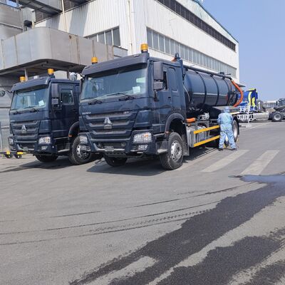 सेप्टिक टैंक की सफाई और कीचड़ परिवहन के लिए 6×4 ड्राइव प्रकार और 336HP इंजन के साथ HOWO 15CBM वैक्यूम सीवेज सक्शन ट्रक