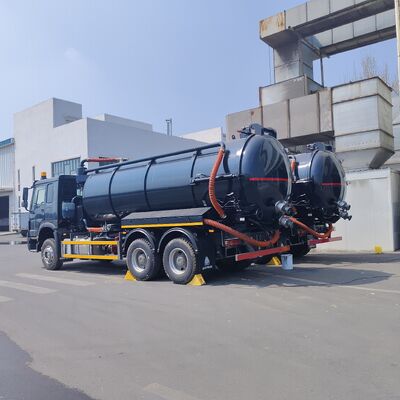 सेप्टिक टैंक सफाई और औद्योगिक अपशिष्ट के लिए 6×4 ड्राइव और 336HP इंजन के साथ HOWO 15CBM वैक्यूम सीवेज सक्शन ट्रक