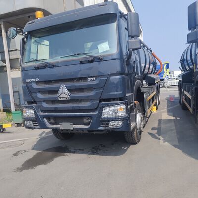 औद्योगिक अपशिष्ट सफाई के लिए 371hp हॉर्स पावर और 6×4 ड्राइव व्हील के साथ HOWO 15CBM वैक्यूम सीवेज सक्शन ट्रक