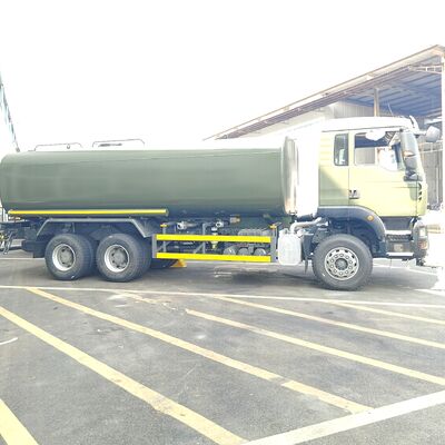 HOWO TX 6×4 पानी टैंक ट्रक गाना के लिए सड़क छिड़काव धूल नियंत्रण सिंचाई नगरपालिका सफाई और निर्माण उपयोग