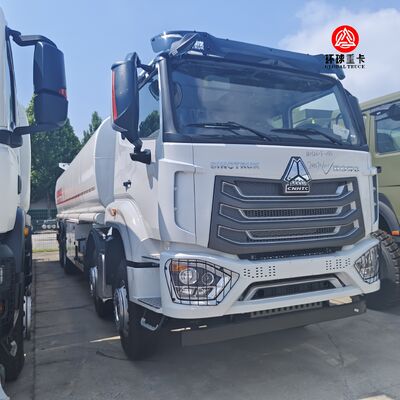 HOWO NX 8x4 30000L ईंधन टैंक ट्रक भारी शुल्क डीजल बोसर ट्रक केन्या ईंधन परिवहन के लिए