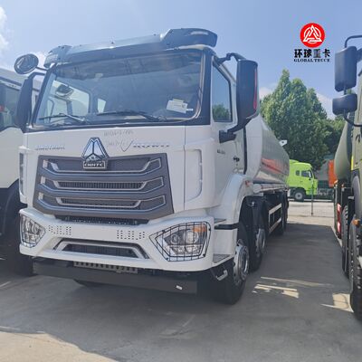 HOWO NX 8x4 30000L ईंधन टैंक ट्रक भारी शुल्क डीजल बोसर ट्रक केन्या ईंधन परिवहन के लिए