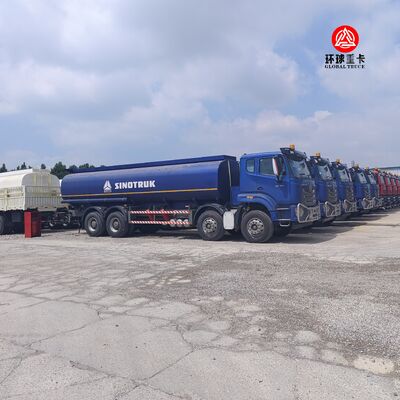 HOWO NX 8x4 30000L ईंधन टैंक ट्रक घाना बाजार के लिए भारी शुल्क डीजल बोसर ट्रक