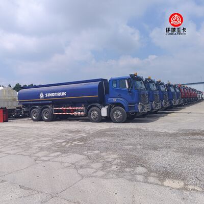HOWO NX 8x4 30000L ईंधन टैंक ट्रक घाना बाजार के लिए भारी शुल्क डीजल बोसर ट्रक
