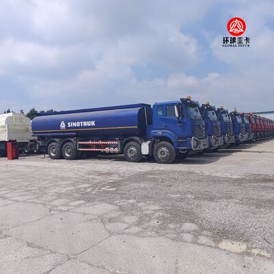 HOWO NX 8x4 30000L ईंधन टैंक ट्रक भारी ड्यूटी डीजल बोसर ट्रक तंजानिया बाजार के लिए