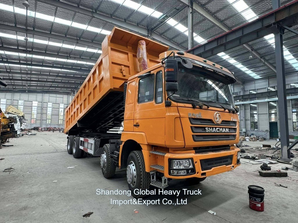 शैकमैन F3000 खनन डंप ट्रक प्रयुक्त 375HP 380HP 430 HP 6*4/8*4 डंप टिपर ट्रक 50-60 टन