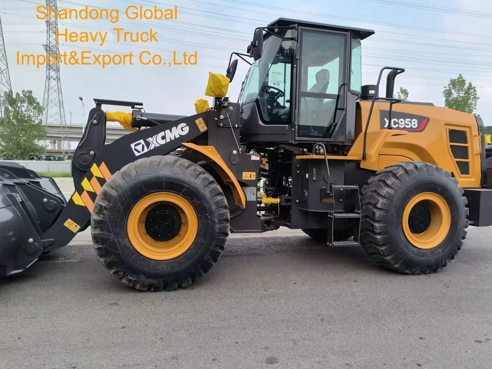 Shantui Engineering Machinery L36-B3 3ton 1.7m3 Chinese Wheel Loader with Farm Machine